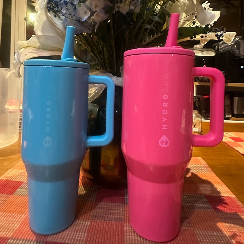 HydroJug Vibrant Bottles